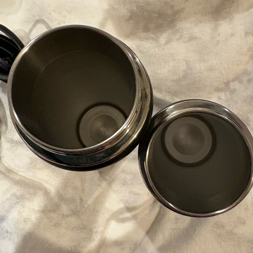 Lululemon Athletica Black and Gray Water Bottles - Picture 7 of 15